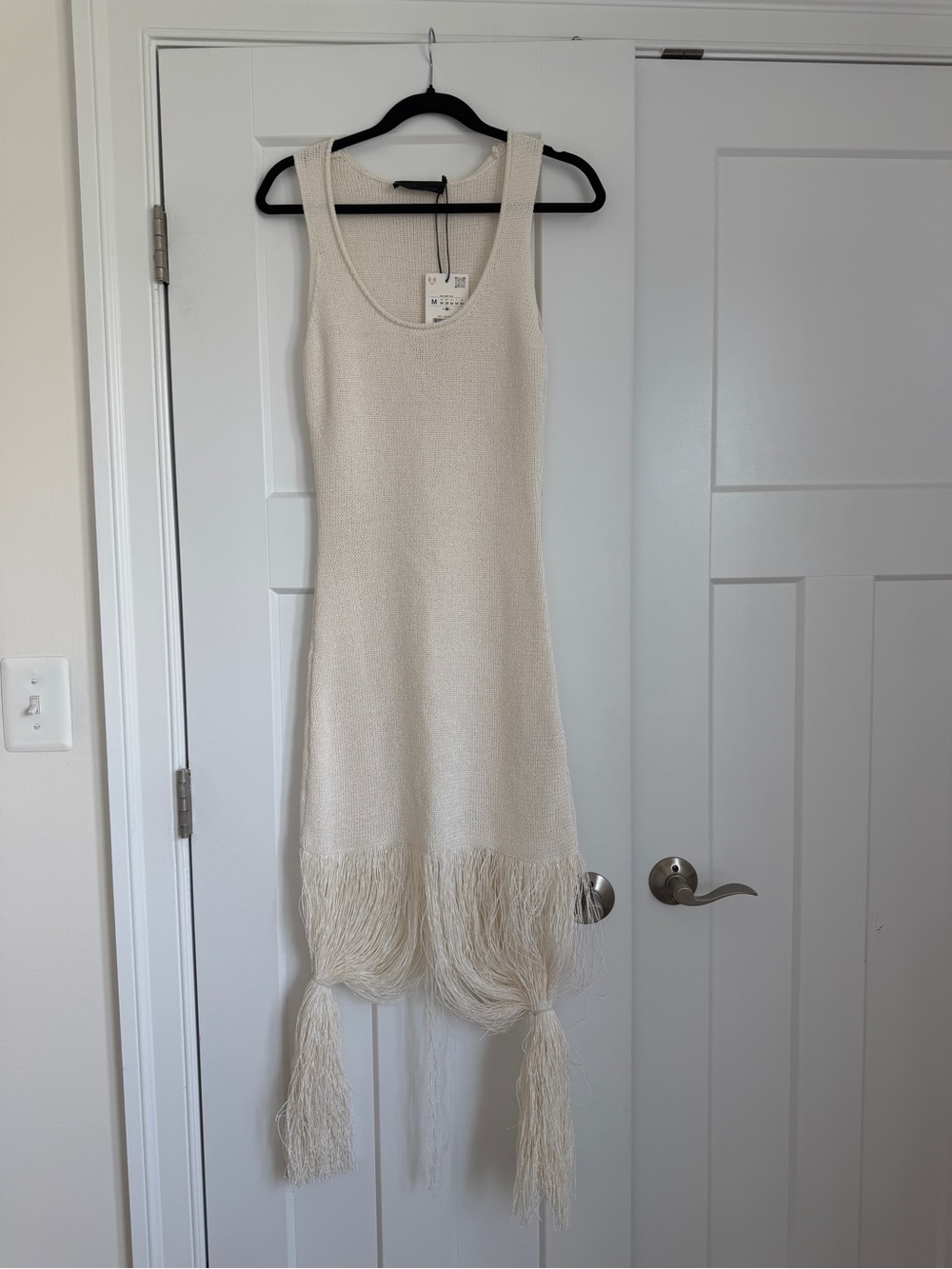 ZARA Sleeveless Cream Fringe Knit Maxi Dress - Picture 3 of 6